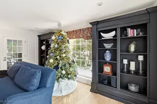 201 Hampshire Rd, Akron, OH 44313 - Photo 6