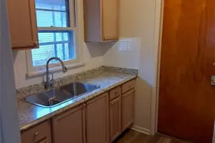 5650 Lafayette Ave, Maple Heights, OH 44137 - Photo 4