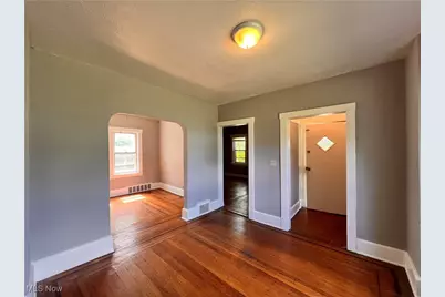 1483 E 120th Street, Loveland, OH 44106 - Photo 2