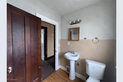 13203 Alvin Avenue, Garfield Heights, OH 44105 - Photo 10