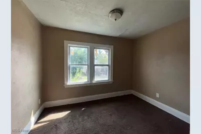 13203 Alvin Avenue, Garfield Heights, OH 44105 - Photo 16