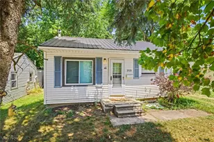 2521 44th St NW, Canton, OH 44709 - Photo 2