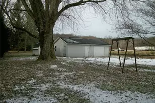 1153 State Route 618, Little Hocking, OH 45742 - Photo 6