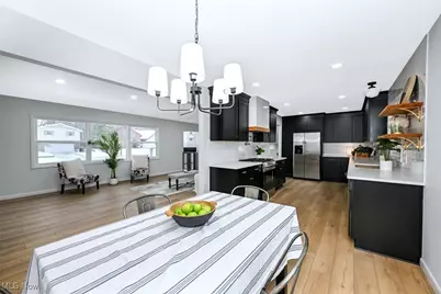 1591 Newcastle Circle, Akron, OH 44313 - Photo 8