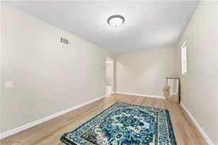 2315 Maple Ave NE, Canton, OH 44714 - Photo 10