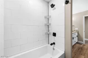 39600 Aurora Rd, Solon, OH 44139 - Photo 32