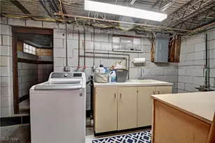 106 Maplecrest St SW, North Canton, OH 44720 - Photo 28