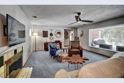 106 Maplecrest Street SW, North Canton, OH 44720 - Photo 6