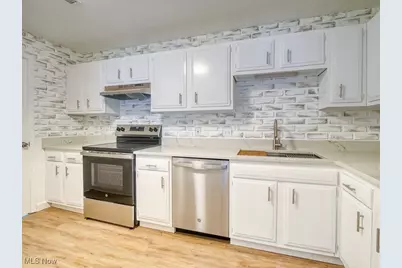 33803 Electric Boulevard #E-10, Avon Lake, OH 44012 - Photo 8