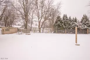 903 Oakwood Blvd, Painesville, OH 44077 - Photo 6