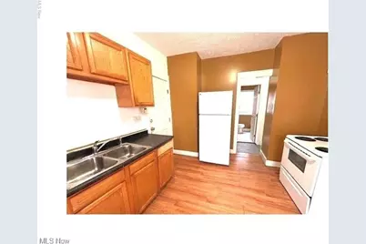 13436 - 13438 Hartford Road, East Cleveland, OH 44112 - Photo 2
