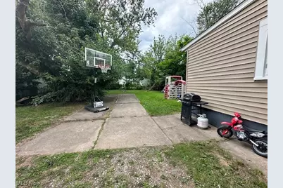 1411 W 21st Street, Lorain, OH 44052 - Photo 14