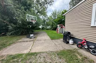 1411 W 21st St, Lorain, OH 44052 - Photo 14