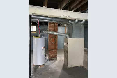 6108 Gateway Boulevard S, Elyria, OH 44035 - Photo 18