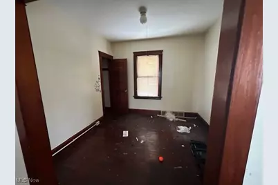 5295 Harvard Avenue, Newburgh Heights, OH 44105 - Photo 16