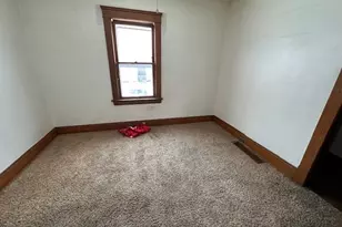 5295 Harvard Ave, Newburgh Heights, OH 44105 - Photo 10