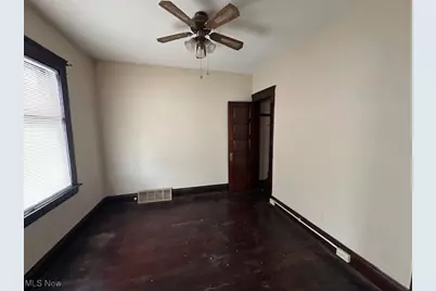 5295 Harvard Avenue, Newburgh Heights, OH 44105 - Photo 6