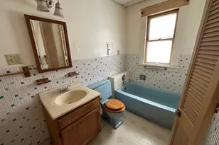 5295 Harvard Ave, Newburgh Heights, OH 44105 - Photo 14