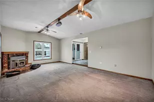 132 Mt Vernon Ct, Elyria, OH 44035 - Photo 16