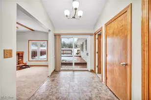 132 Mt Vernon Ct, Elyria, OH 44035 - Photo 10