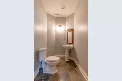 3595 Vineyard Avenue NW, Canton, OH 44708 - Photo 40