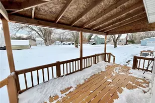 404 Viaduct St, Conneaut, OH 44030 - Photo 8