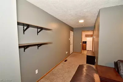 734 Corice Street, Akron, OH 44306 - Photo 6