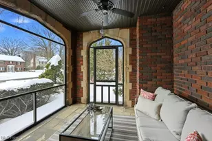 1153 Sunset View Dr, Akron, OH 44313 - Photo 18