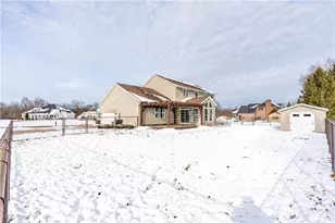 114 Hemlock Ave, Waynesburg, OH 44688 - Photo 6