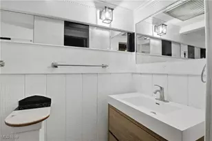 1549 W Sprague Rd, Grandview Heights, OH 44147 - Photo 32