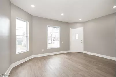 144 19th Street NW, Barberton, OH 44203 - Photo 4