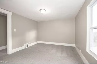 144 19th Street NW, Barberton, OH 44203 - Photo 16