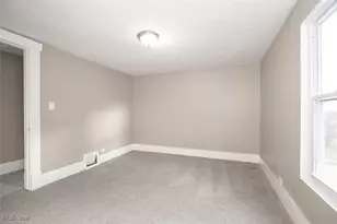 144 19th St NW, Barberton, OH 44203 - Photo 16