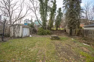 144 19th St NW, Barberton, OH 44203 - Photo 22