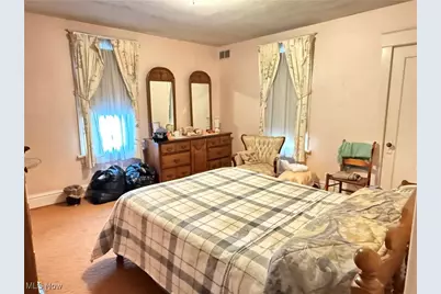 717 Woodlawn Road, Steubenville, OH 43952 - Photo 18