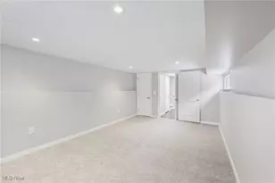 213 Paxton Rd, Eastlake, OH 44095 - Photo 26