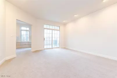 3194 Richmond Road, Beachwood, OH 44122 - Photo 6