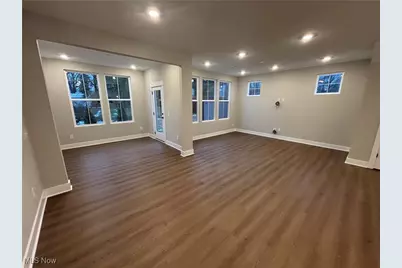 32731 Sandridge Run, Avon Lake, OH 44012 - Photo 4