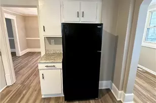 2110 12th St SW, Akron, OH 44314 - Photo 12