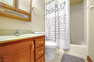 100 Merlot Ct, Doylestown, OH 44230 - Photo 36