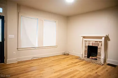 796 E 4th Avenue, Columbus, OH 43201 - Photo 2