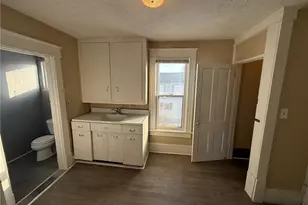 158 16th St NW, Barberton, OH 44203 - Photo 2