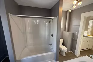 158 16th St NW, Barberton, OH 44203 - Photo 4