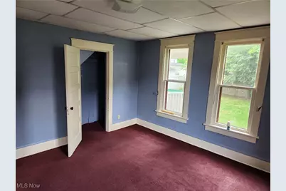 158 16th Street NW, Barberton, OH 44203 - Photo 16