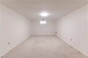 132 Capitol Dr, Weirton, WV 26062 - Photo 18