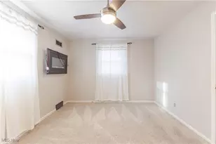 132 Capitol Dr, Weirton, WV 26062 - Photo 16