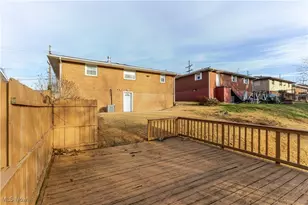 132 Capitol Dr, Weirton, WV 26062 - Photo 24