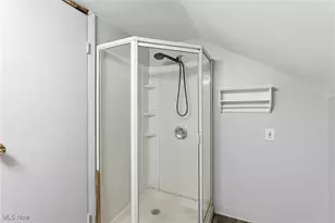 1453 Woodbirch Ave, Akron, OH 44314 - Photo 20