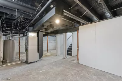 1453 Woodbirch Avenue, Akron, OH 44314 - Photo 22