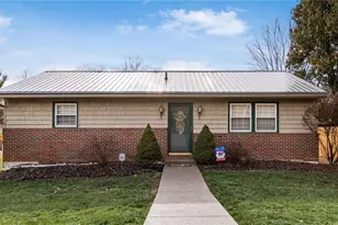 60999 Greenbriar Dr, Cambridge, OH 43725 - Photo 2